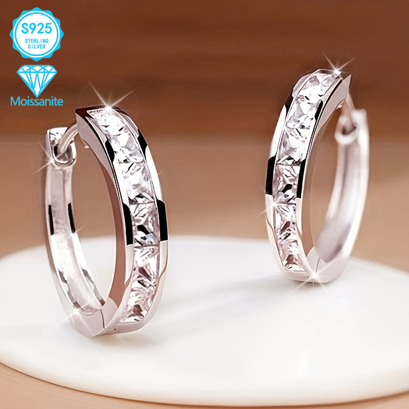 EJG - 925 Sterling Silver Moissanite Earrings - Fashionable And Simple - Sparkling Daily Wear for Women - Hypoallergenic, Nickel Free, Lightweight Earrings, Suitable for Any Outfit And Date, As A Gift for Women